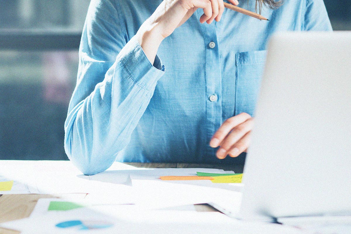 インターネットで情報集め